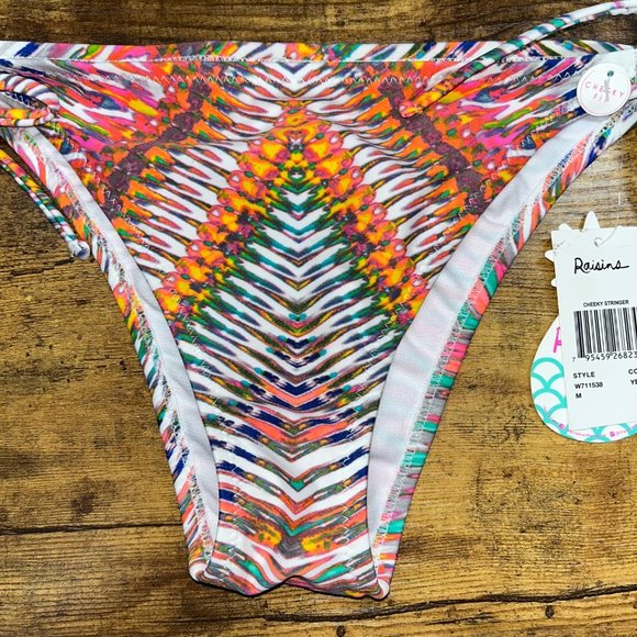 Raisins Stolen Heart Cheeky Stringer Bottom Medium NWT $38 - Picture 2 of 5
